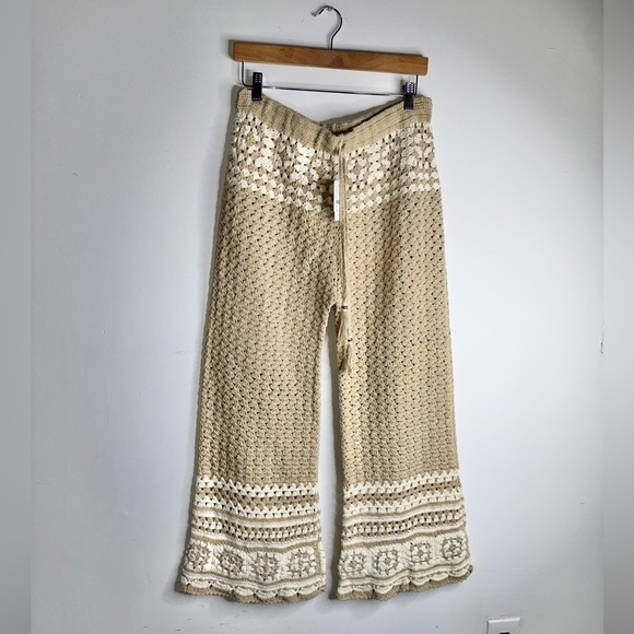 Free People Flook Crochet Crop Flare Pants Large NWT - Picture 5 of 11